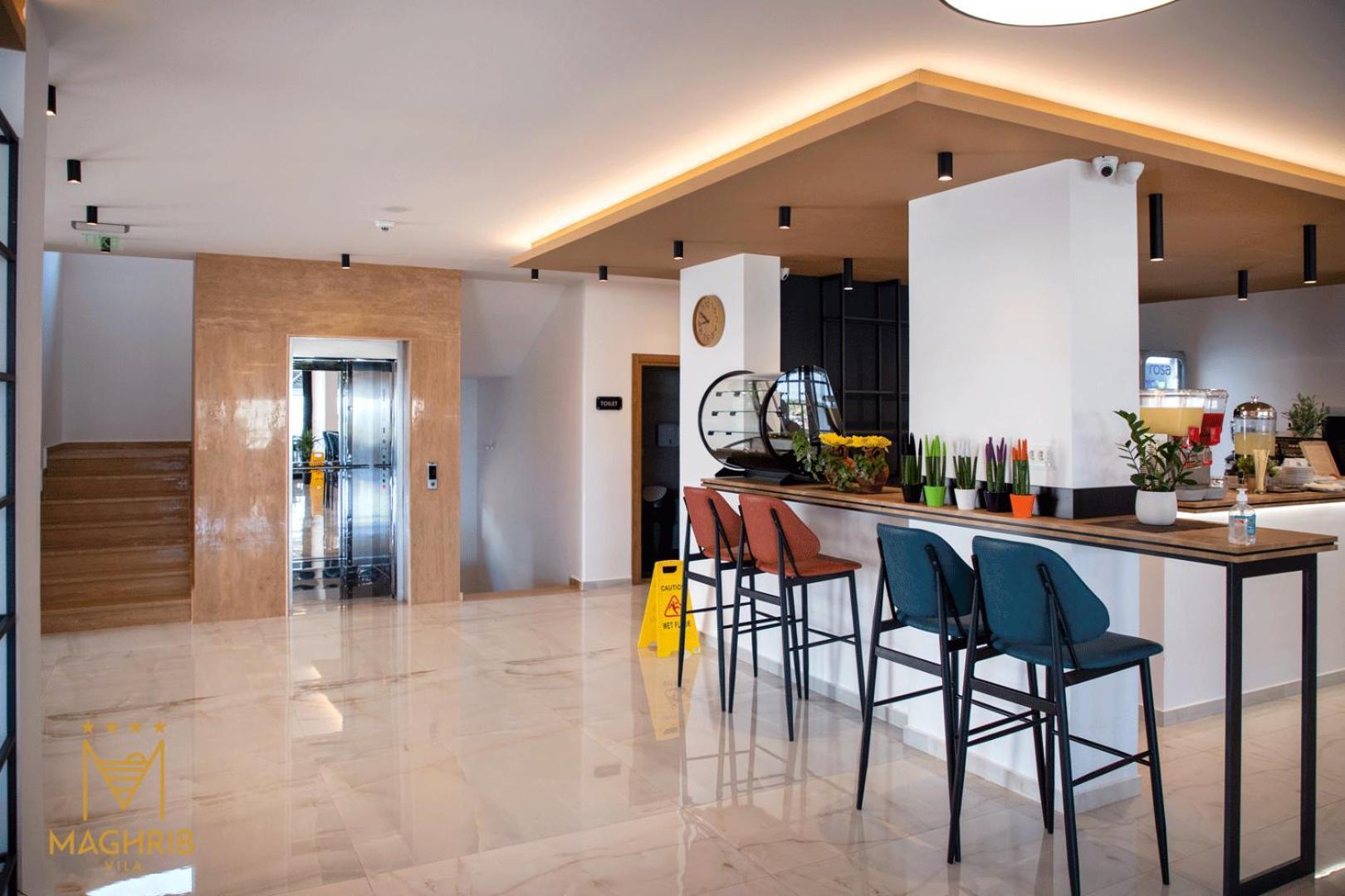 Maghrib Hotel Ulcinj Exterior photo