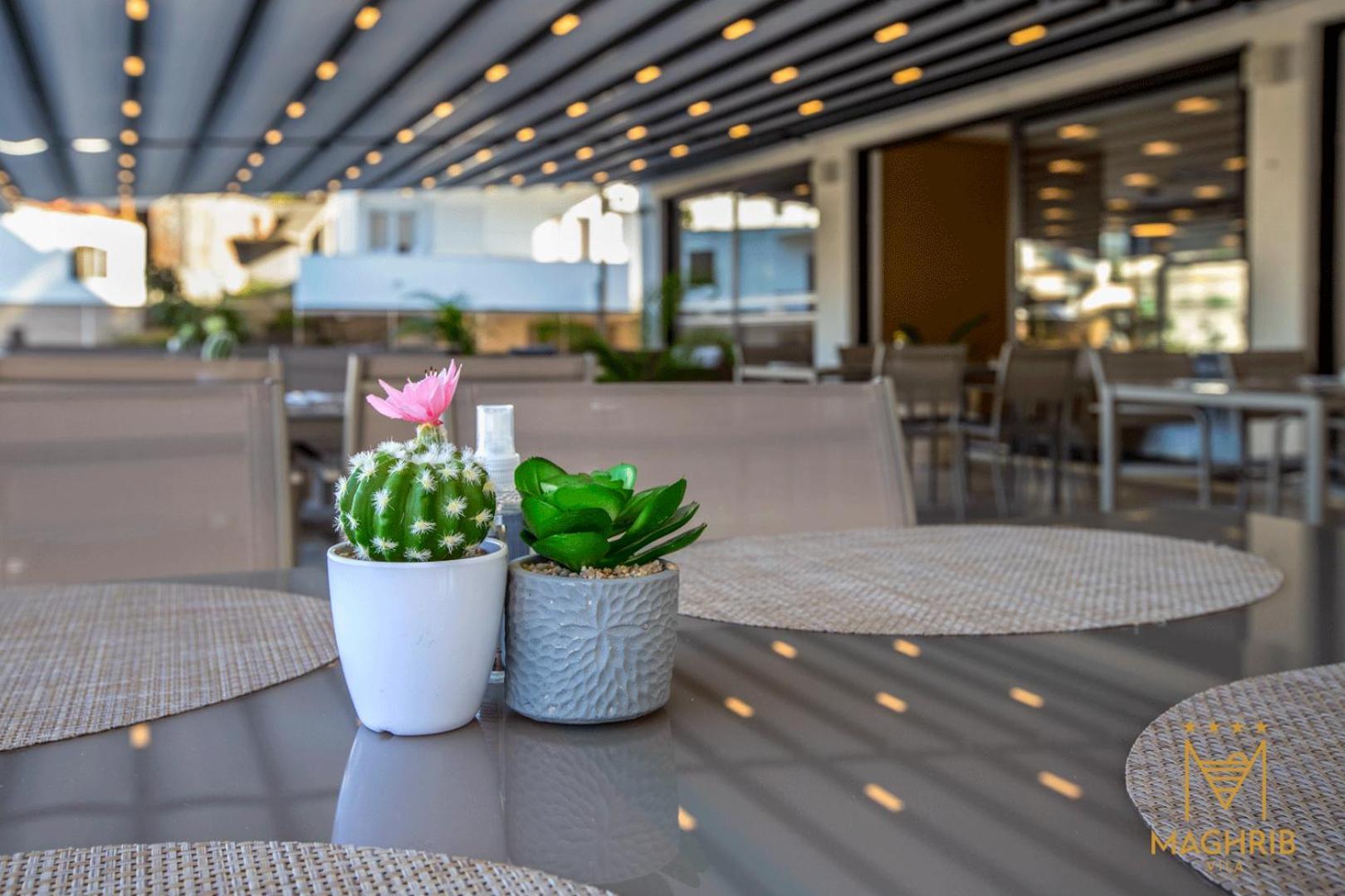 Maghrib Hotel Ulcinj Exterior photo